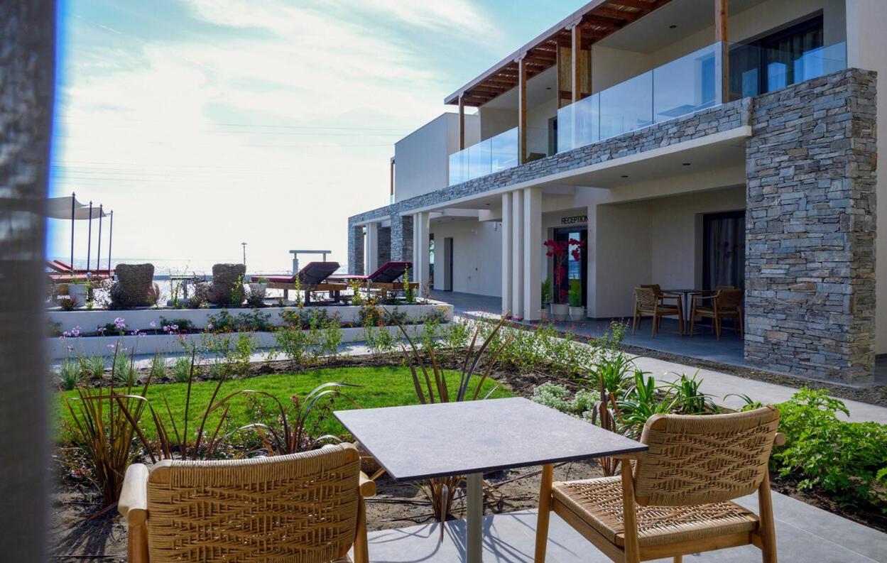 Amyntas Seafront Hotel نيوس مارماراس المظهر الخارجي الصورة